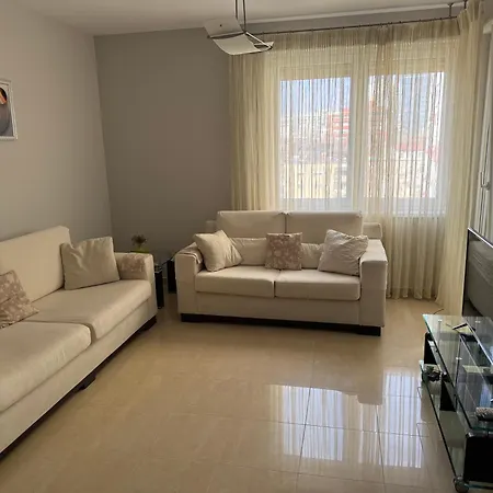 Luna Center Apartmán Tirana